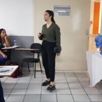 Dra Mariana Maia palestrando sobre Assimetria Craniana